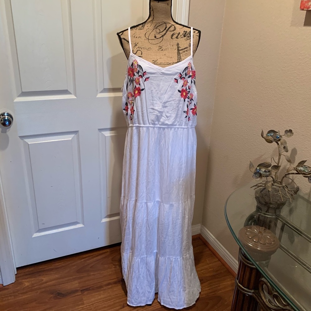 White tiered maxi dress with embroidered d…